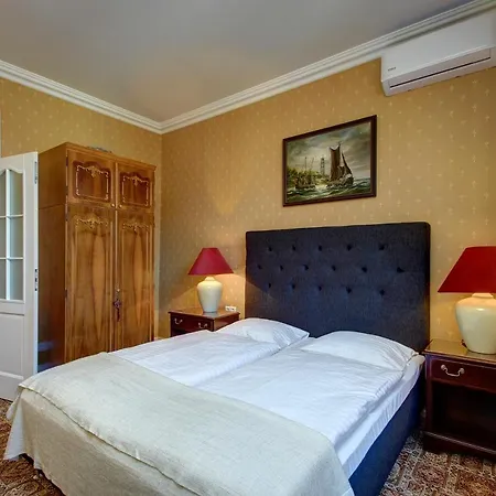 German18-3b Luxury Апартаменти *