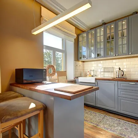German18-3b Luxury Apartman