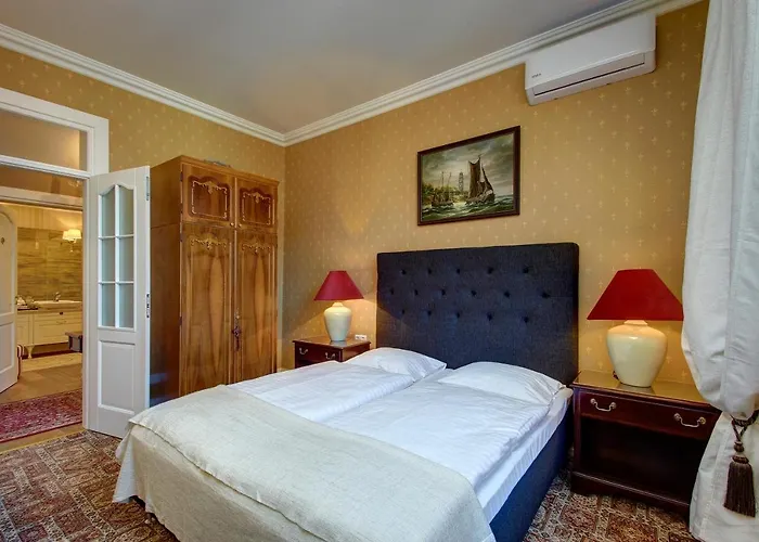 German18-3b Luxury Apartmán *